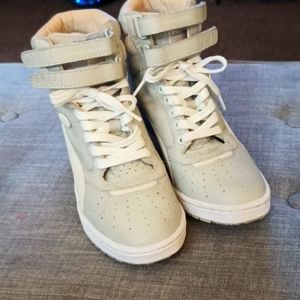 High heel shoe puma